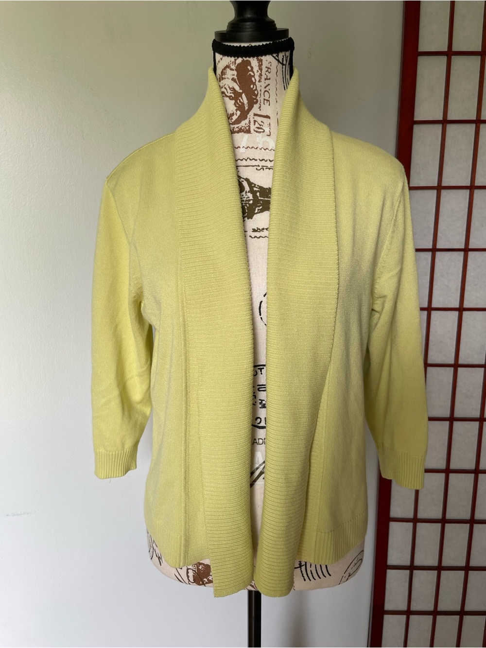 89th & Madison Yellow-Green Open-Front Cardigan, Size M